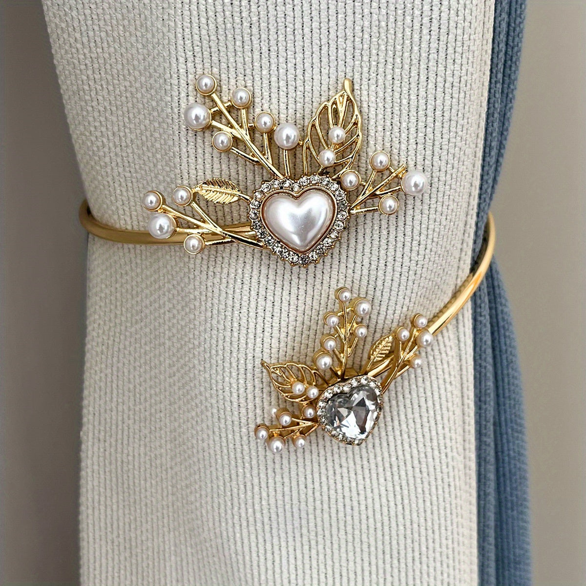 Attache rideau Elégante fleur & perles - Accessoire décoratif pour intérieur raffiné