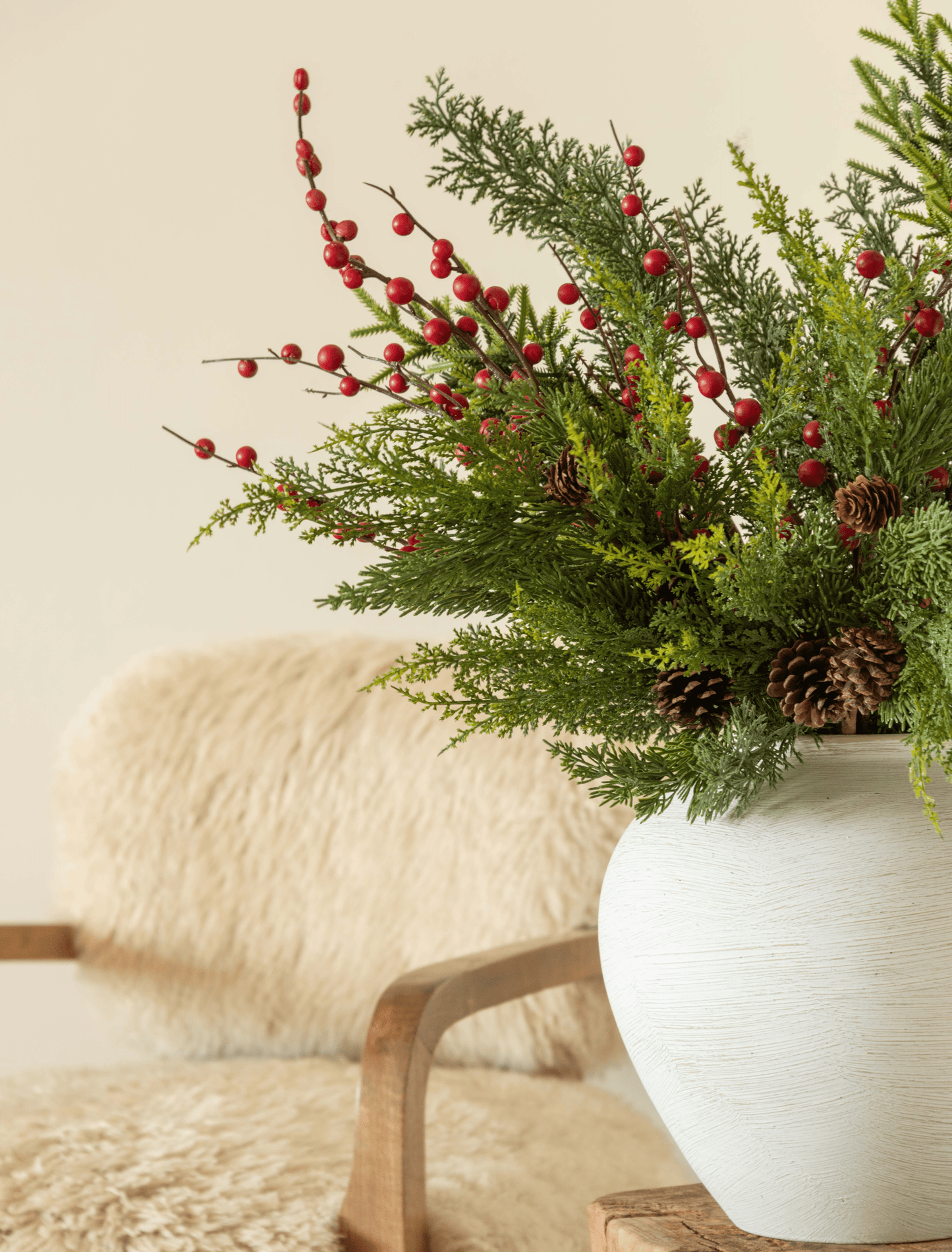 Plantes artificielles Fougères d’hiver & Baies rouges